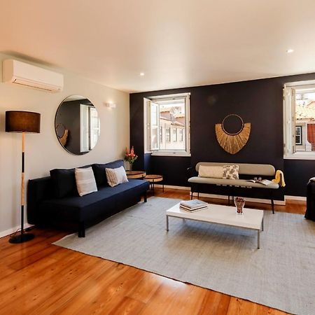 Chiado Premium Two Bedroom Apartment By Les Deux Mariettes Lisbon Luaran gambar