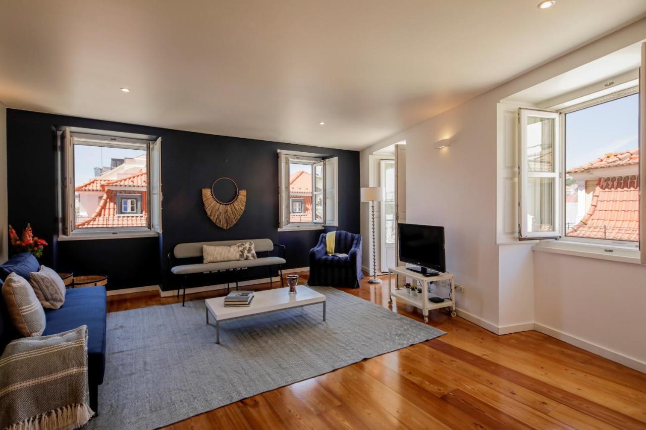 Chiado Premium Two Bedroom Apartment By Les Deux Mariettes Lisbon Luaran gambar