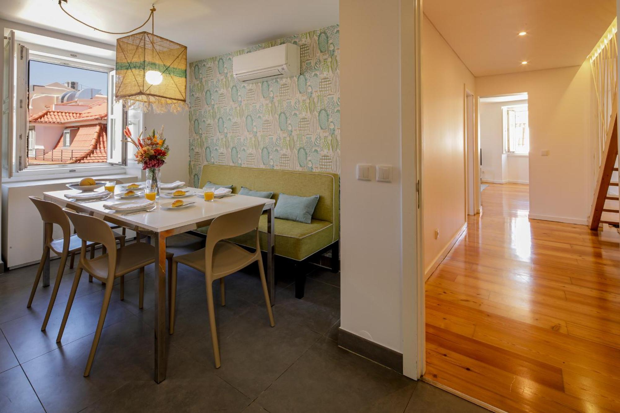 Chiado Premium Two Bedroom Apartment By Les Deux Mariettes Lisbon Luaran gambar